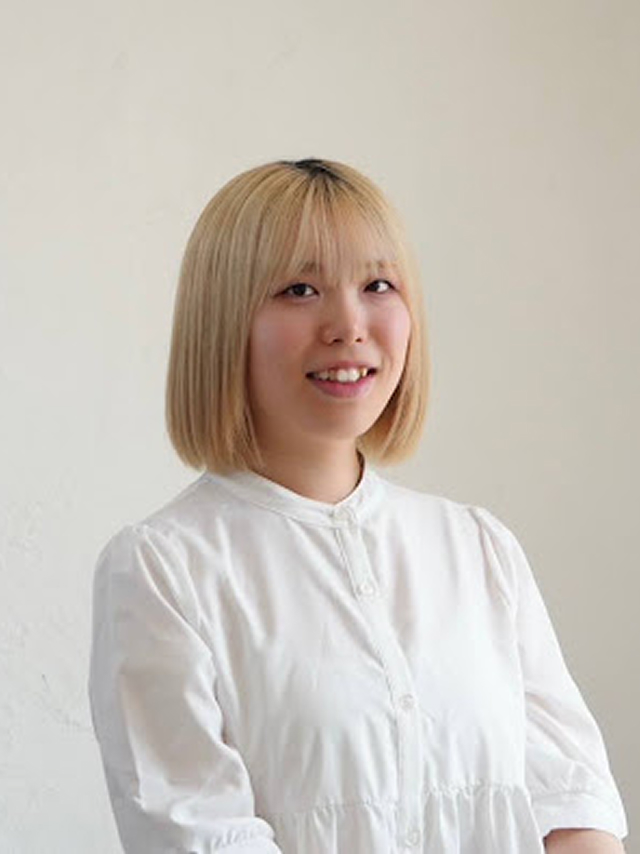 アシスタント 塚田